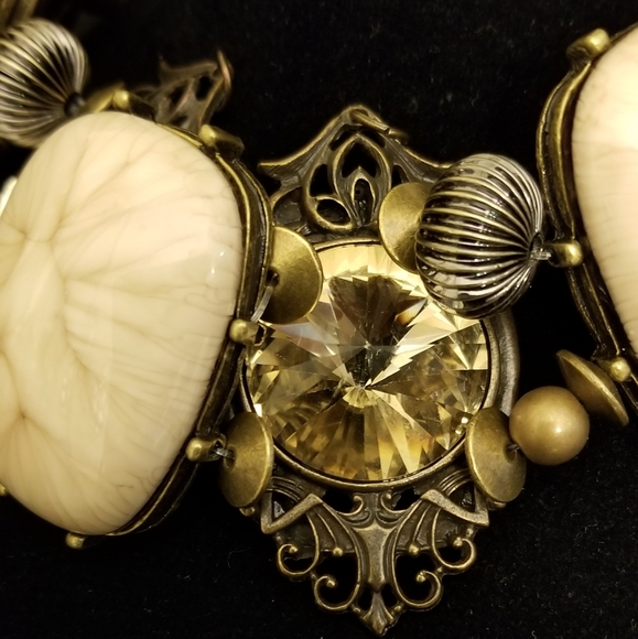 necklace - Picture 2 of 2